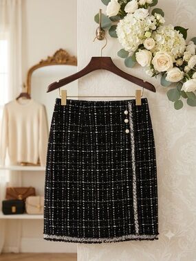 Black velour Tweed Mini Skirt with Pearl Buttons